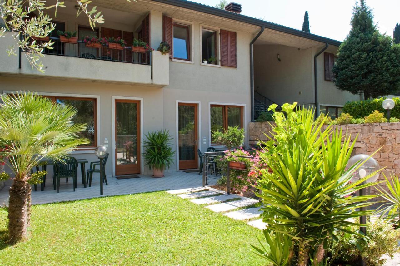 Casa Facchinetti Yellow Apartment Malcesine Exterior photo